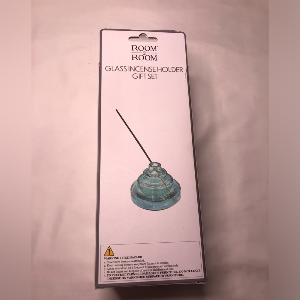 Room2Room Round Glass Incense Holder Gift Set With 30 Incense Sticks - Picture 5 of 5